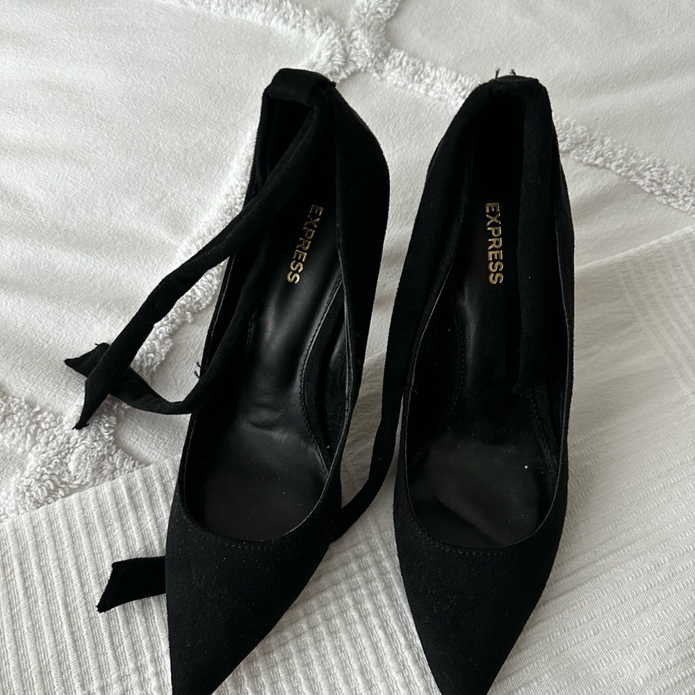 Express pumps - Picture 3 of 4